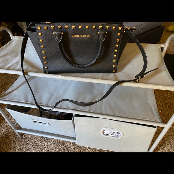Black Michael Kors Purse - Picture 1 of 3